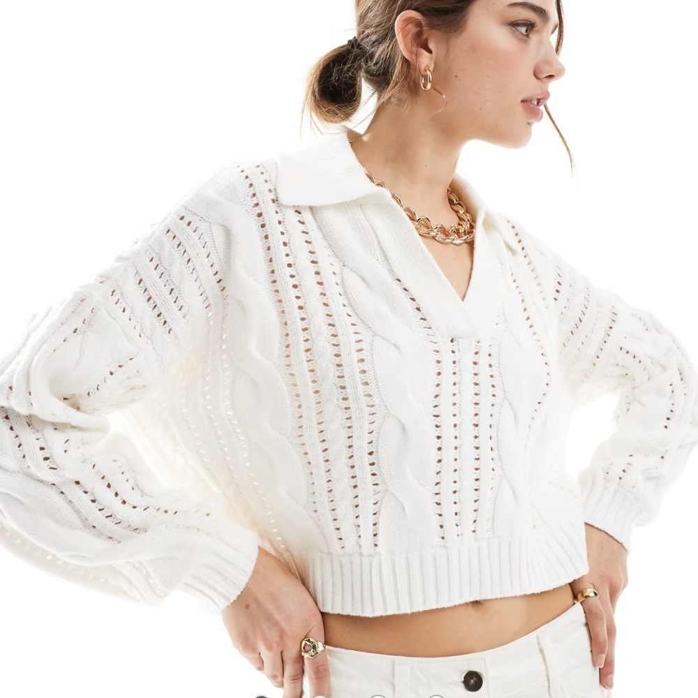 Hollister Cream Cable Knit Collared Sweater